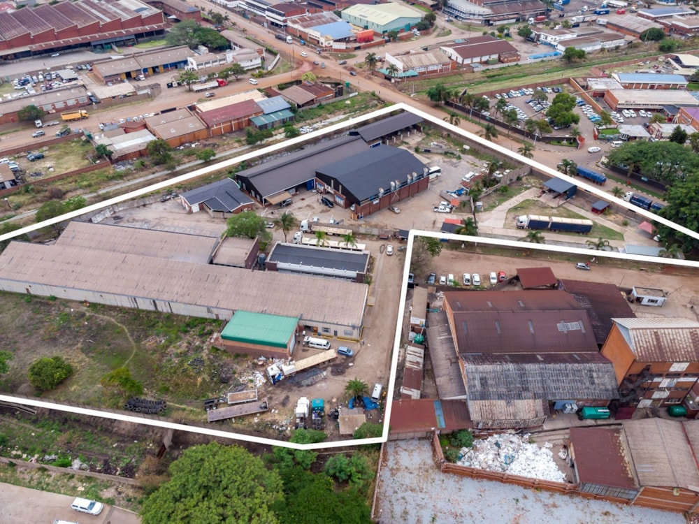 Commercial industrial property for sale in Southerton, Zimbabwe - 3ZB1682534 Commercial industrial property for sale in Southerton, Zimbabwe - 3ZB1682534