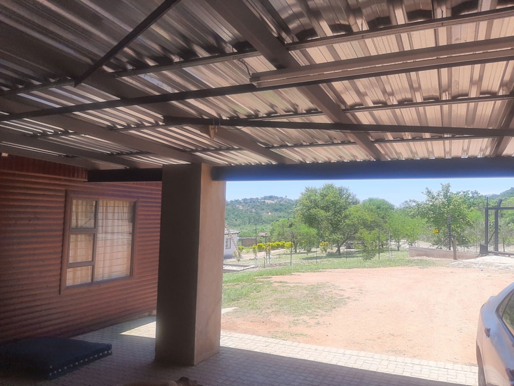 Smallholding for sale in Rhenosterkop - 1NS1683398