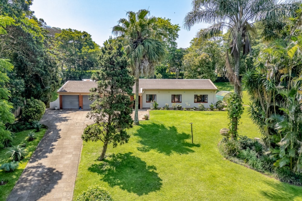 House let in Waterfall, Upper Highway - 1KF1696464 House let in Waterfall, Upper Highway - 1KF1696464