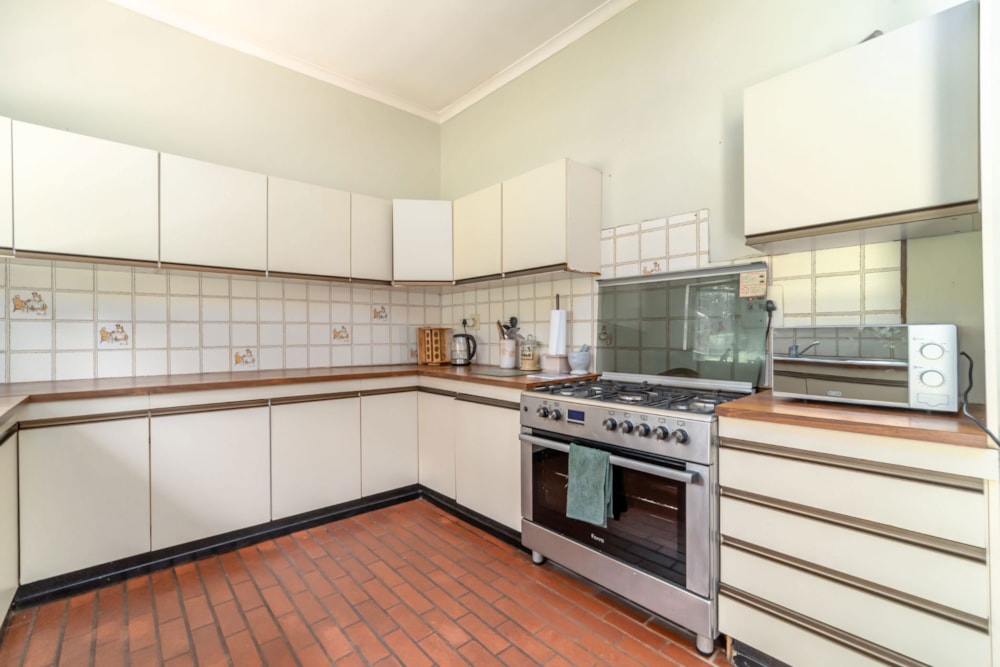 House let in Waterfall, Upper Highway - 1KF1696464 House let in Waterfall, Upper Highway - 1KF1696464