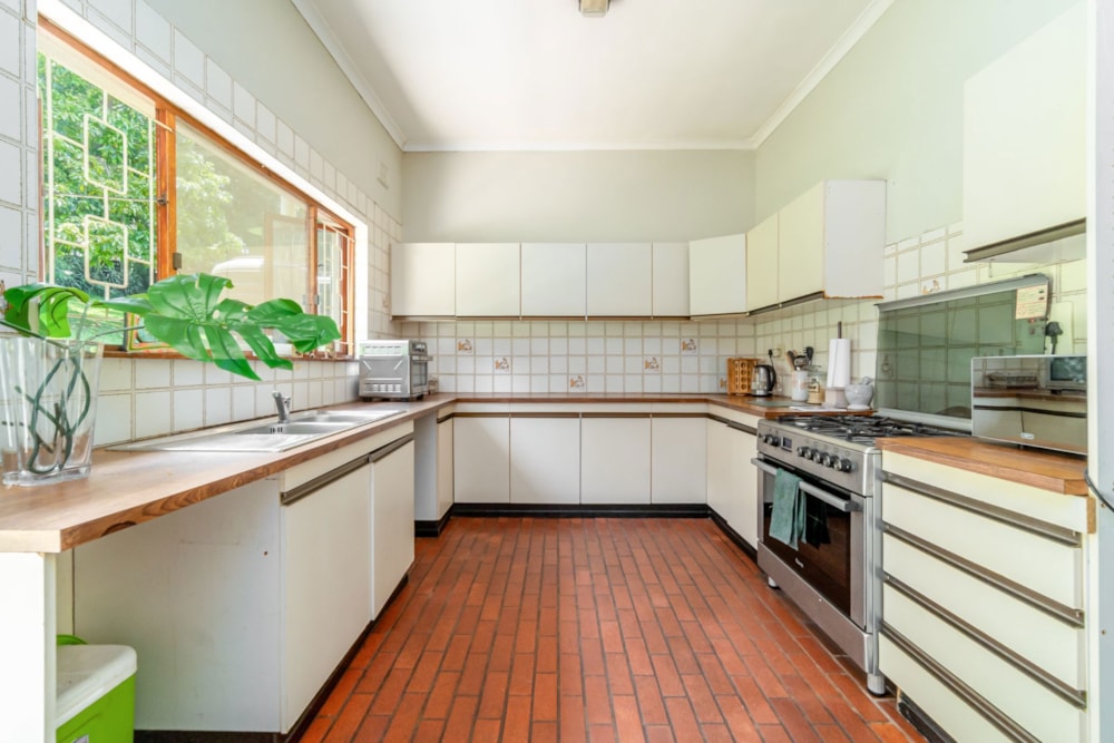 House let in Waterfall, Upper Highway - 1KF1696464 House let in Waterfall, Upper Highway - 1KF1696464