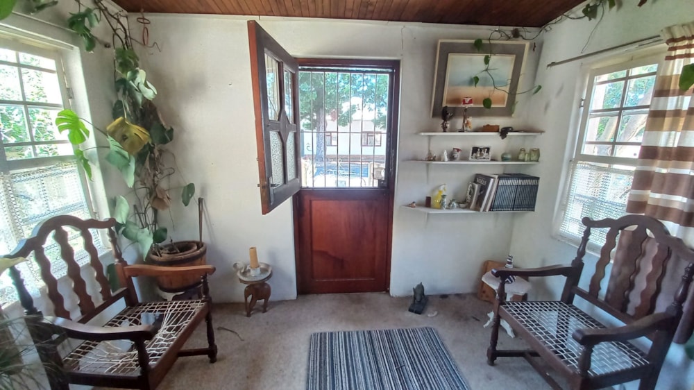 House for sale in Heidelberg, Garden Route - 1SR1682765 House for sale in Heidelberg, Garden Route - 1SR1682765