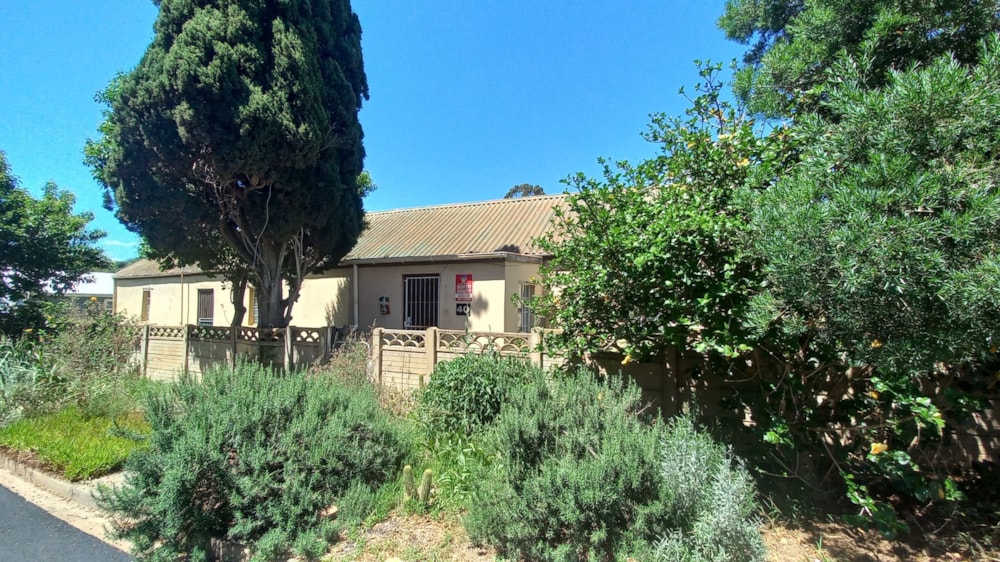 House for sale in Heidelberg, Garden Route - 1SR1682765 House for sale in Heidelberg, Garden Route - 1SR1682765