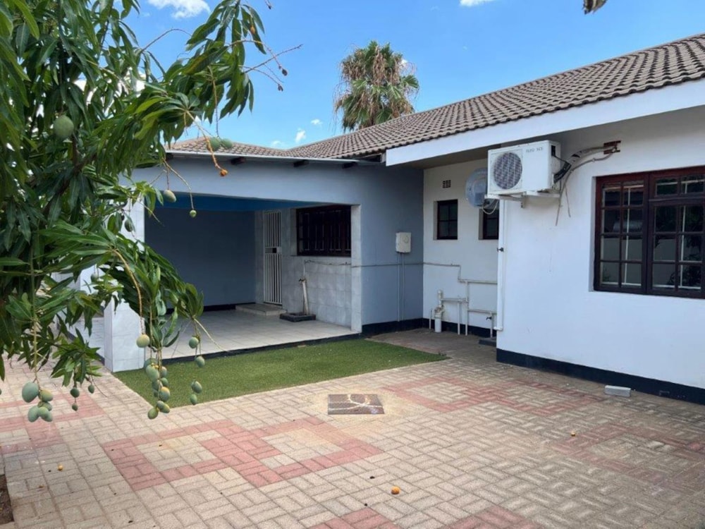 House sold in Block 8, Botswana - 3BO1682818 House sold in Block 8, Botswana - 3BO1682818