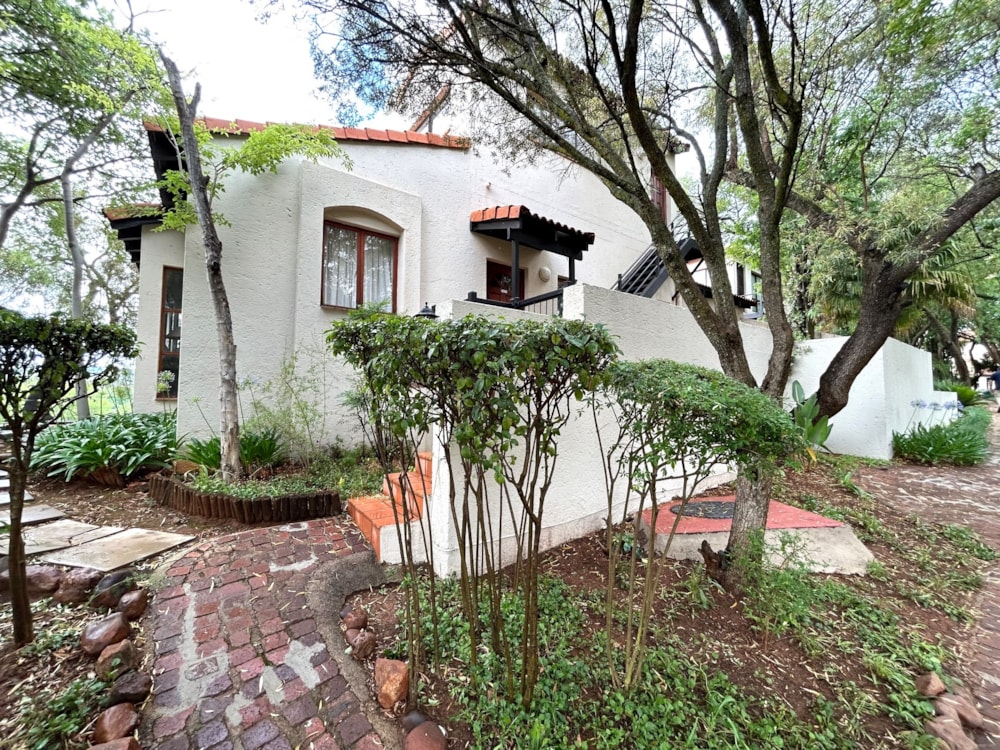 Security complex home for sale in Ile du Lac - 1HR1683187 Security complex home for sale in Ile du Lac - 1HR1683187