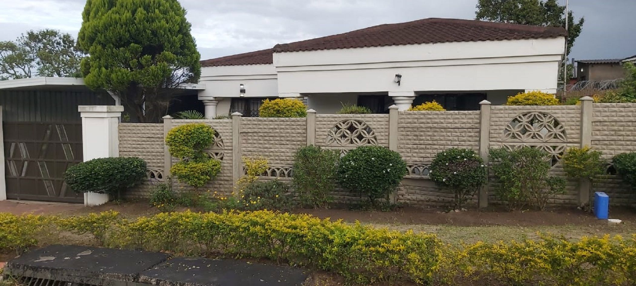 House for sale in Esikhawini - 1RY1683018