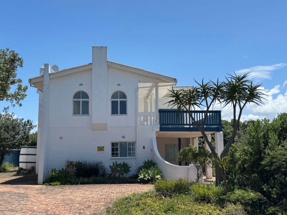 Double-storey house let in West Beach, Port Alfred - 1PF1693459 Double-storey house let in West Beach, Port Alfred - 1PF1693459