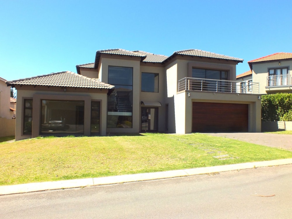 Golf estate house let in Blue Valley Golf Estate - CNL1683264 Golf estate house let in Blue Valley Golf Estate - CNL1683264