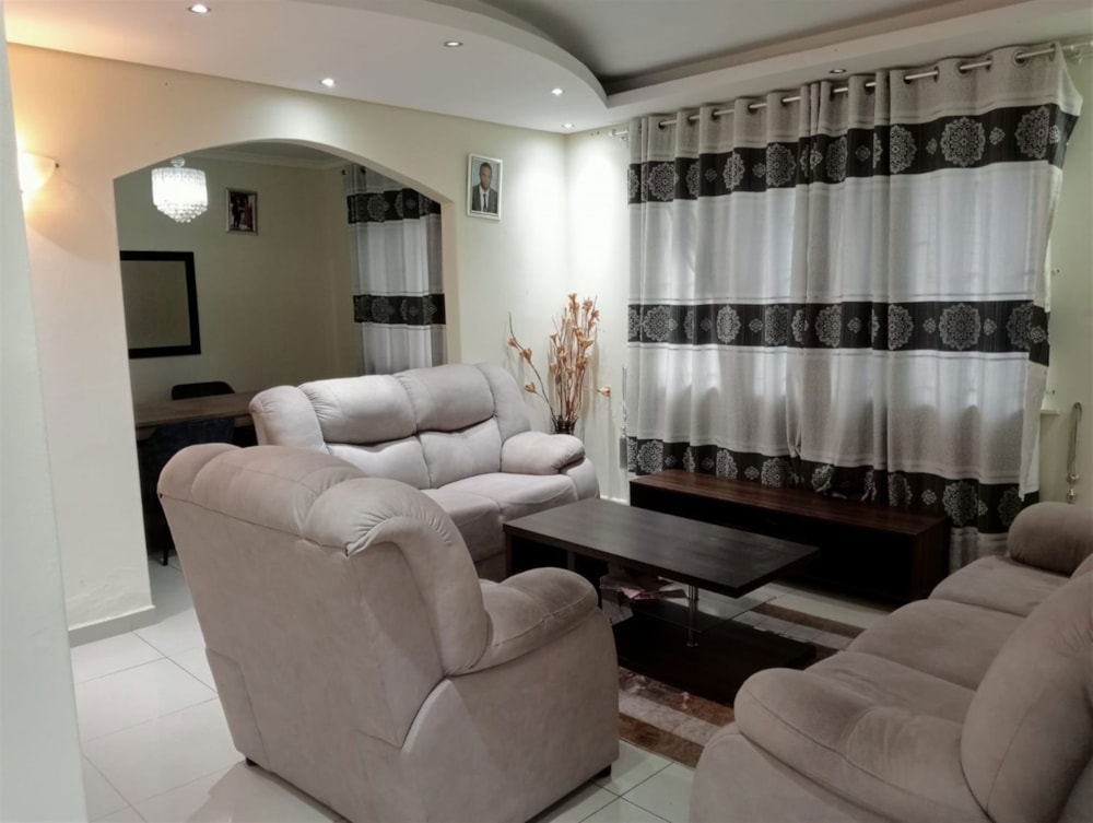 House for sale in Chatsworth, KwaZulu-Natal - 1WP1683173