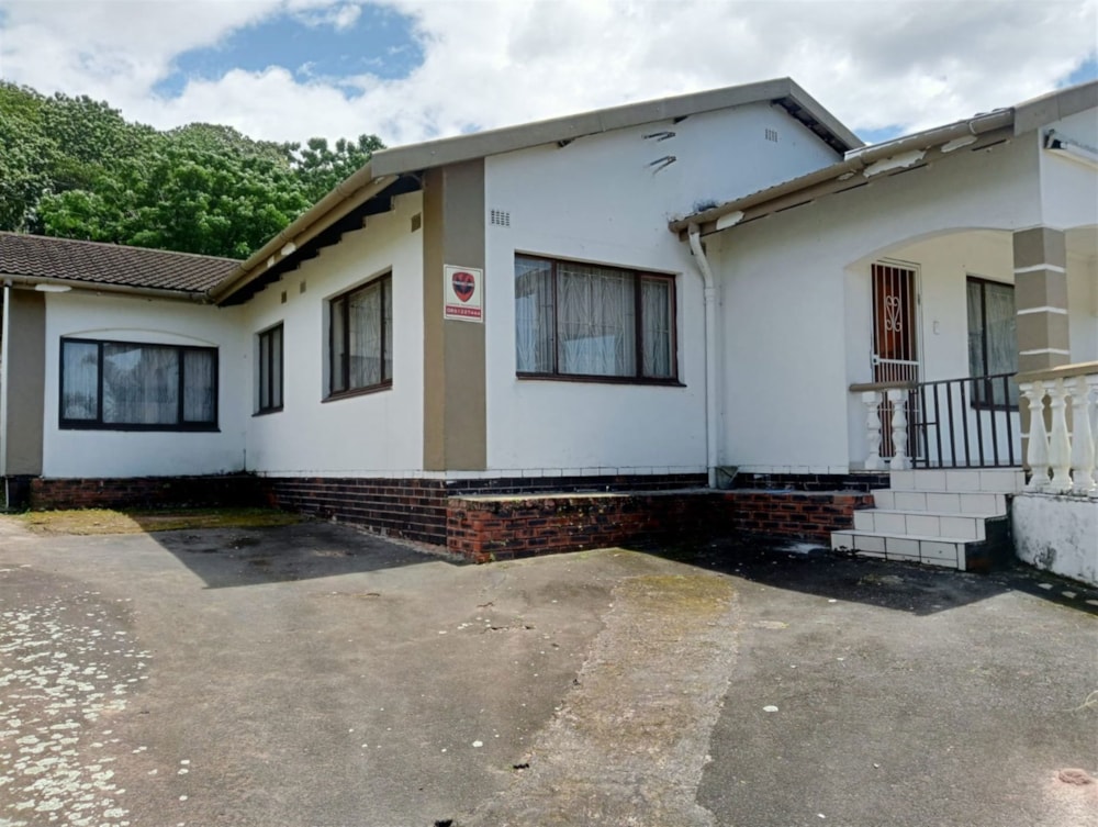 House for sale in Chatsworth, KwaZulu-Natal - 1WP1683173