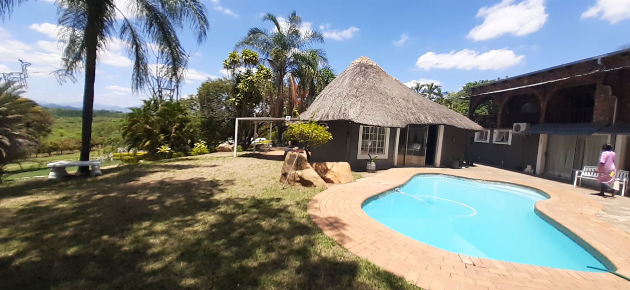 Guesthouse for sale in Tzaneen, Limpopo Province - 1TA1683552