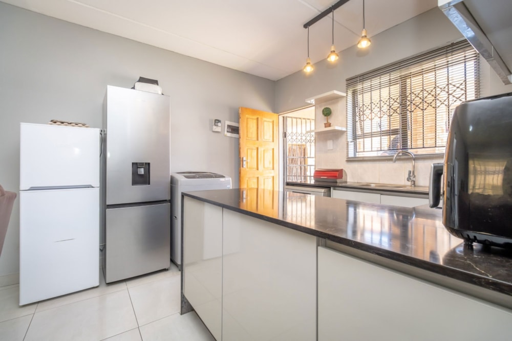 Townhouse sold in Grobler Park - RDT1683255 Townhouse sold in Grobler Park - RDT1683255