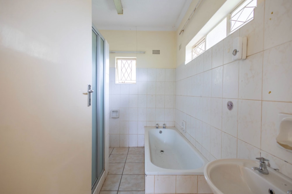 House sold in Rolf Valley, Zimbabwe - 3ZB1683276