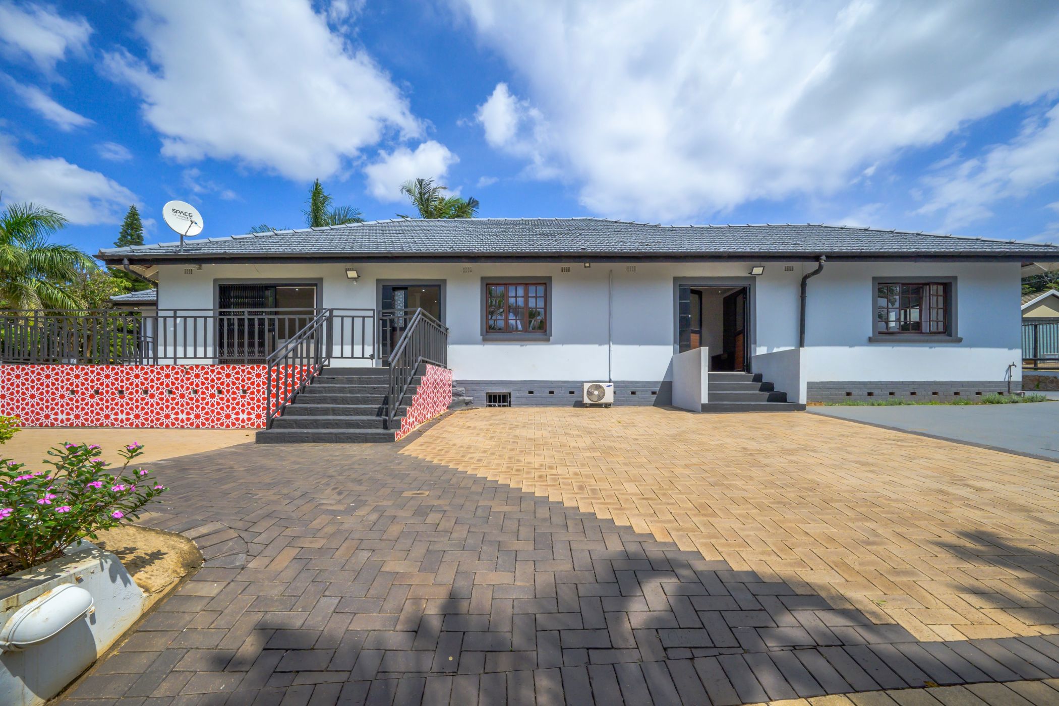 Single-storey house for sale in Durban North - 1ND1747076