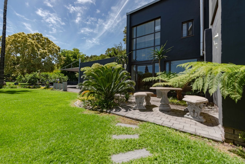 House for sale in Paradise, Knysna - 1KG1681061