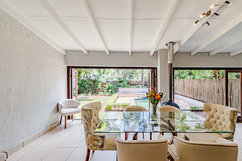 Security estate home let in Silver Lakes Golf Estate - PTL1680048 Security estate home let in Silver Lakes Golf Estate - PTL1680048