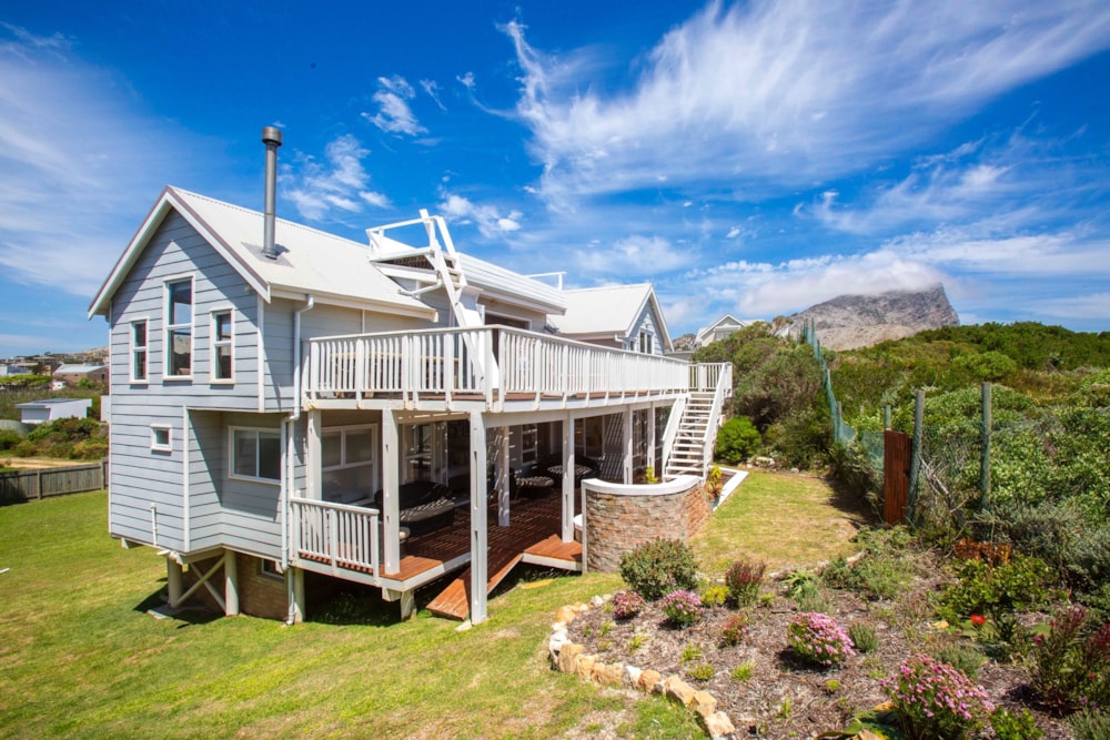 Double-storey house sold in Pringle Bay - KN1680465 Double-storey house sold in Pringle Bay - KN1680465