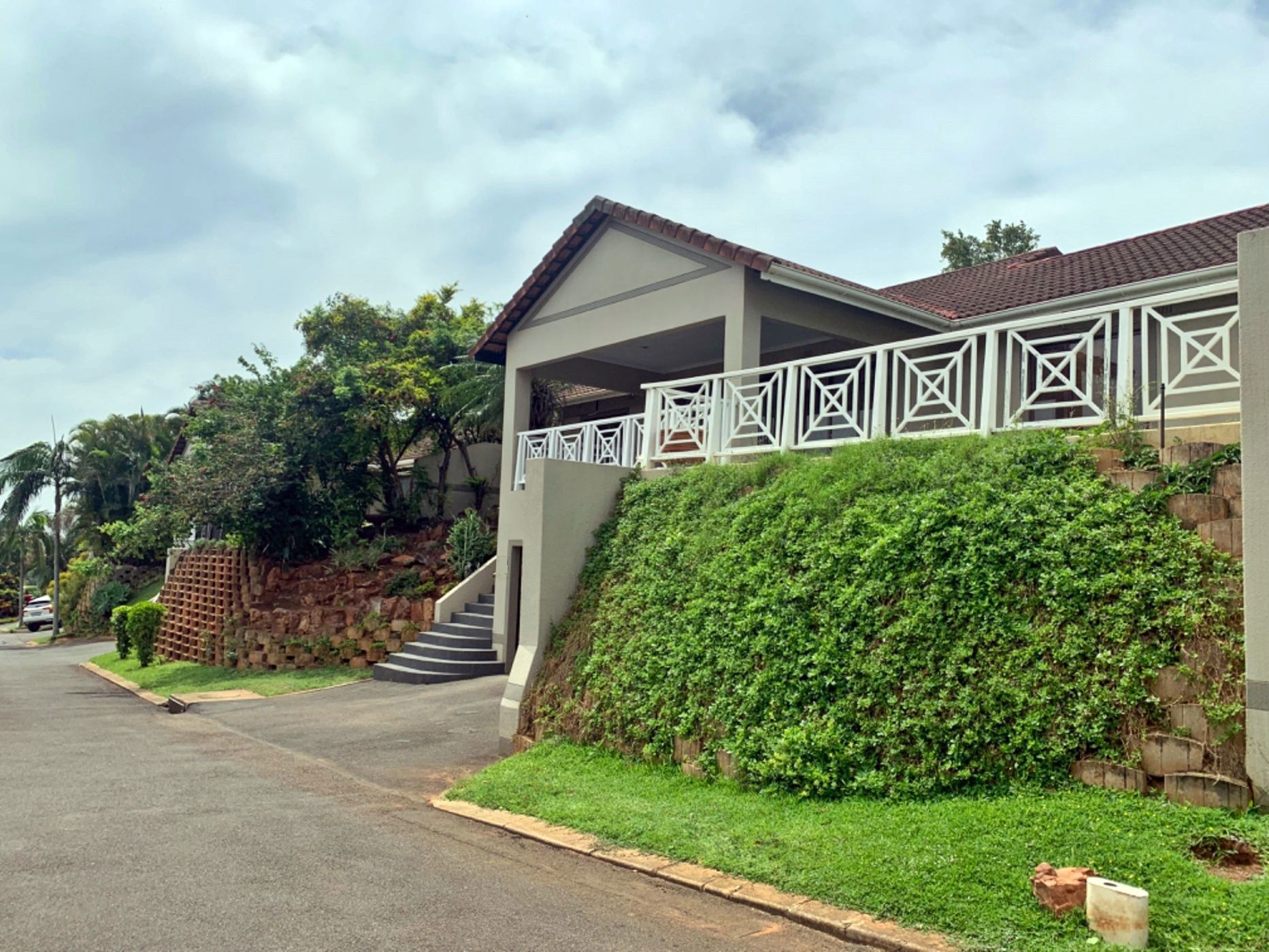 Townhouse let in La Lucia - 1ND1680738