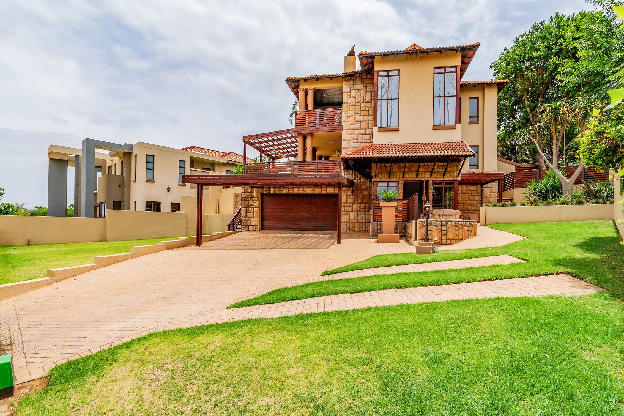 Security estate home for sale in Birdwood - 1HR1680371