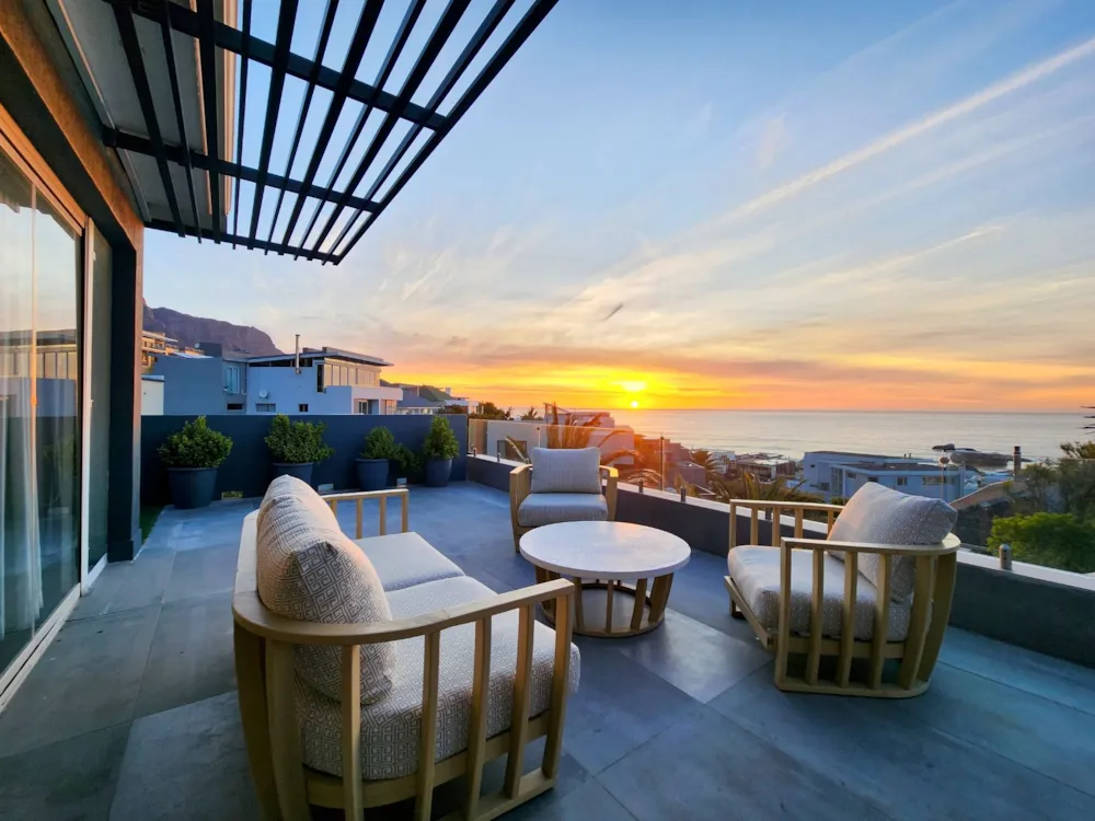 House sold in Camps Bay - AS1678634 House sold in Camps Bay - AS1678634