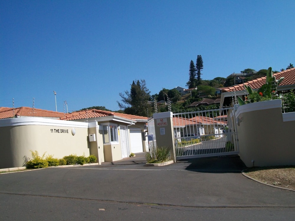 Townhouse let in Durban North - 1ND1675416 Townhouse let in Durban North - 1ND1675416