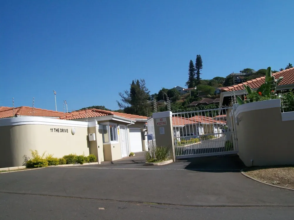 Townhouse let in Durban North - 1ND1725392 Townhouse let in Durban North - 1ND1725392