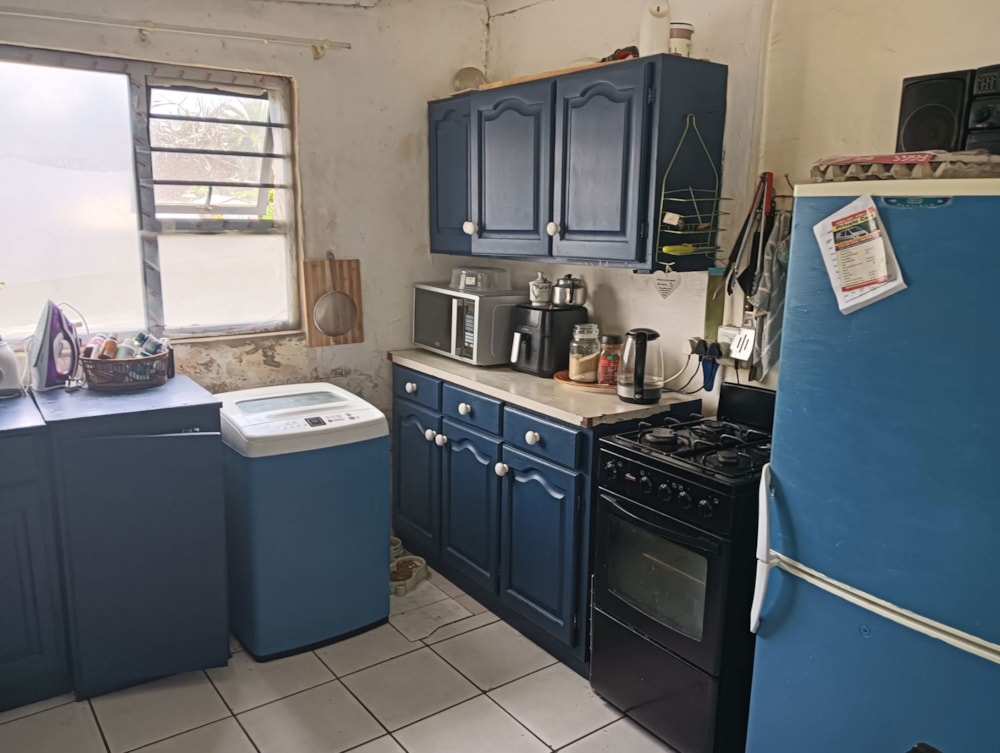 Cottage for sale in Paradise Beach, Jeffreys Bay - 1JF1680915