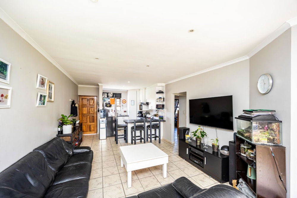 Townhouse for sale in Gonubie - 1EZ1682995