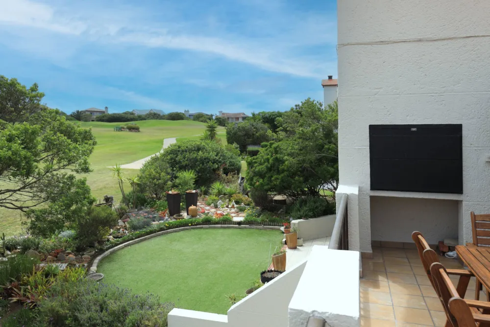 House let in Mossel Bay Golf Estate - 1MB110507 House let in Mossel Bay Golf Estate - 1MB110507