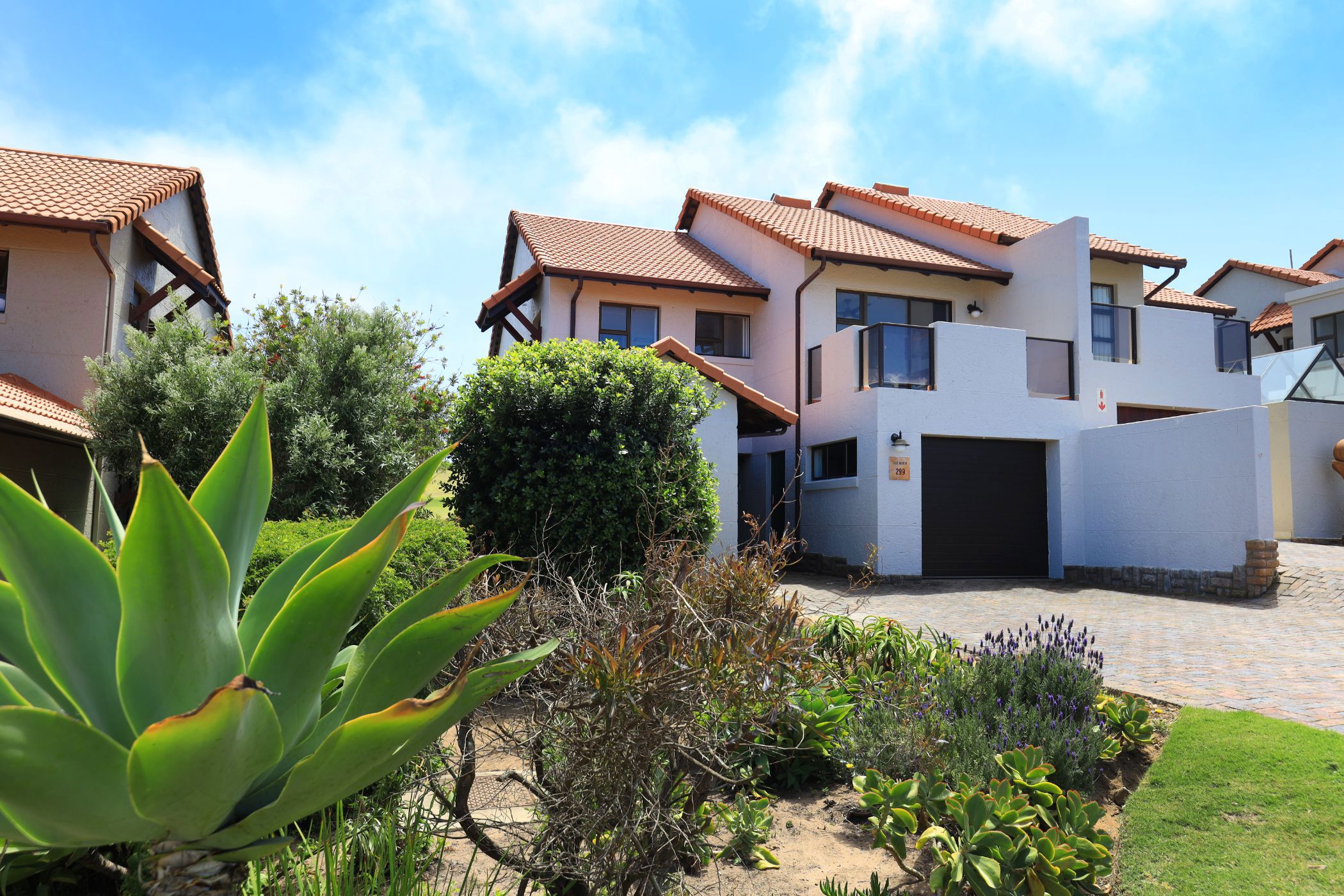 House to rent in Mossel Bay Golf Estate - 1MB110507