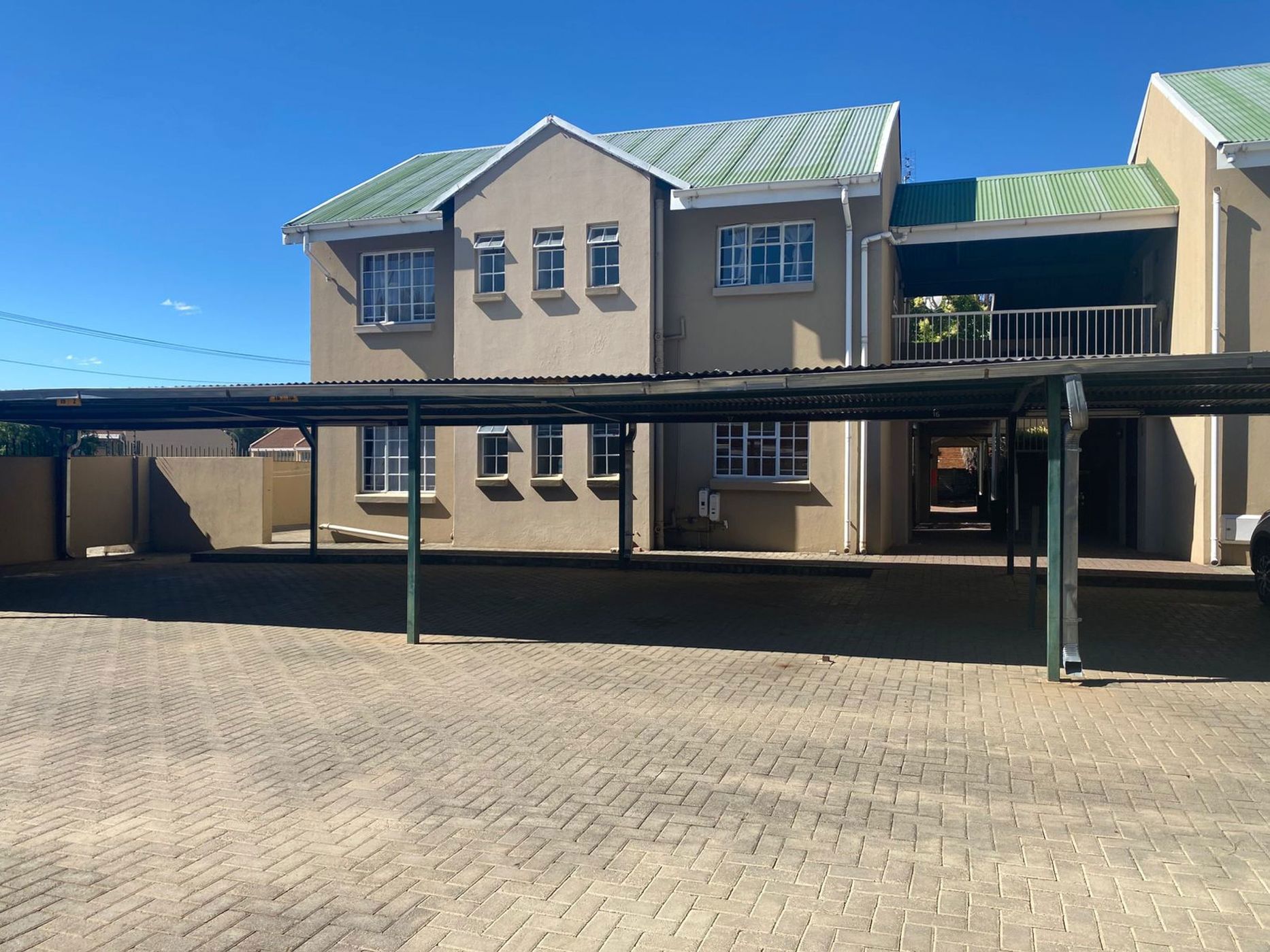 Apartment sold in Willows - 1BX1682998