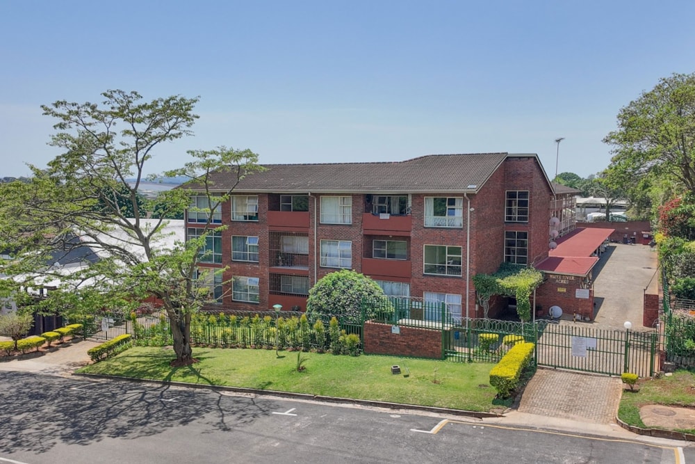 Security complex home for sale in White River - 1WR1675086 Security complex home for sale in White River - 1WR1675086