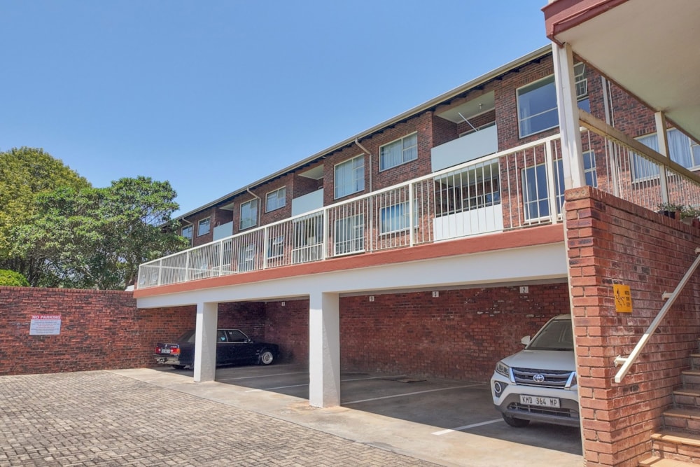 Security complex home for sale in White River - 1WR1675086 Security complex home for sale in White River - 1WR1675086