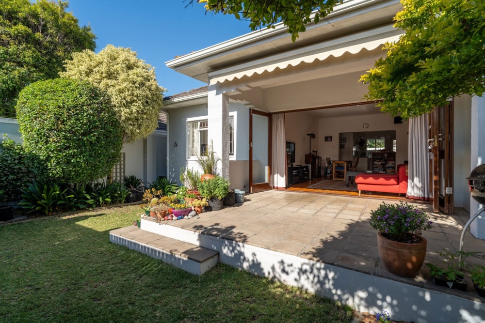 Semi-detached house sold in Kenilworth, Cape Town - KW1682388 Semi-detached house sold in Kenilworth, Cape Town - KW1682388