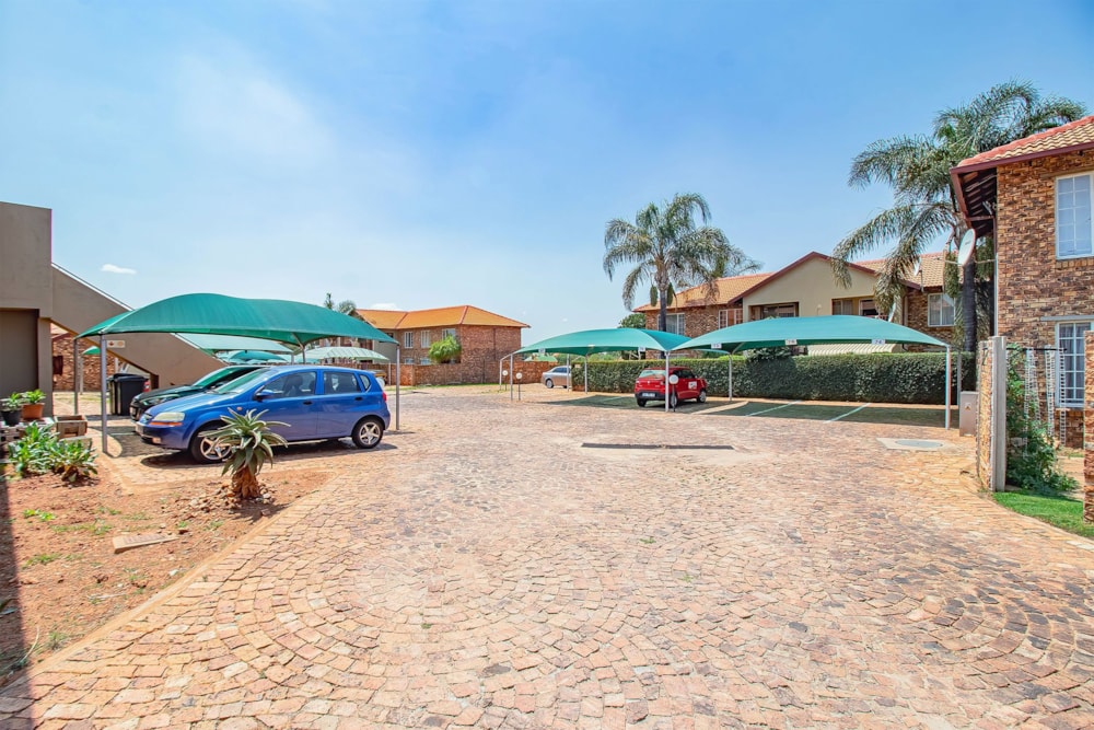 Apartment sold in Moreleta Park - PT1681629 Apartment sold in Moreleta Park - PT1681629