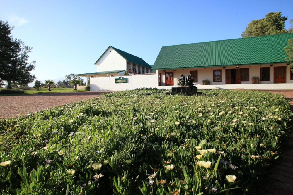 House for sale in Wilderness Heights - GEO1638840 House for sale in Wilderness Heights - GEO1638840