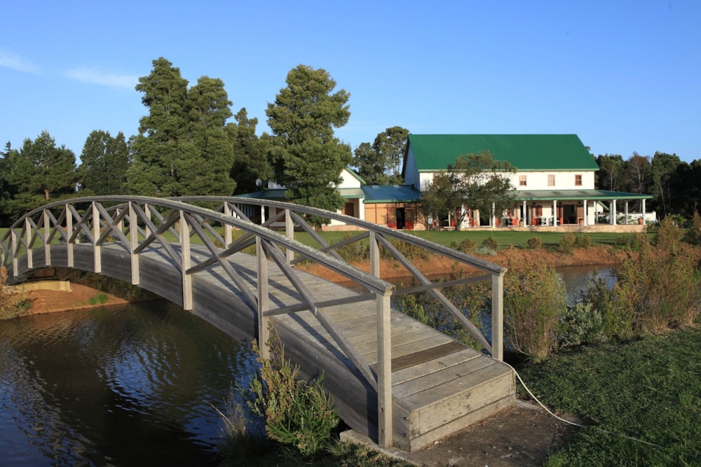 House for sale in Wilderness Heights - GEO1638840 House for sale in Wilderness Heights - GEO1638840