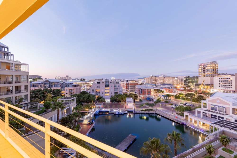 Apartment sold in Waterfront, Cape Town - AS1682140