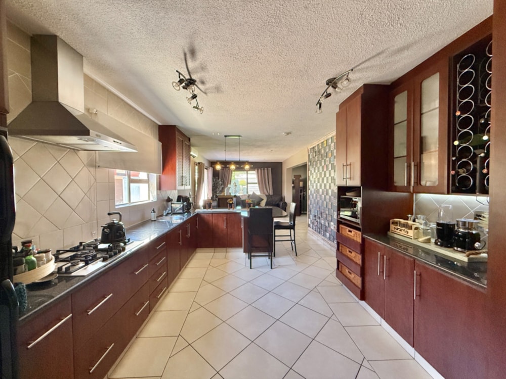 House for sale in Boschdal - 1RU1683175