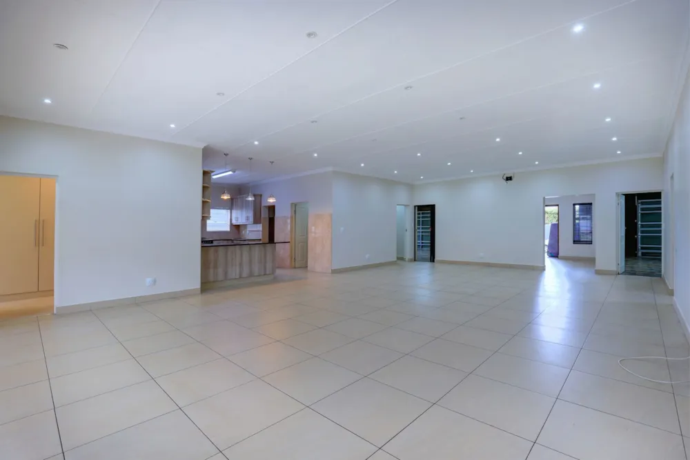Security complex home let in Camphersdrift - GEO1726100 Security complex home let in Camphersdrift - GEO1726100