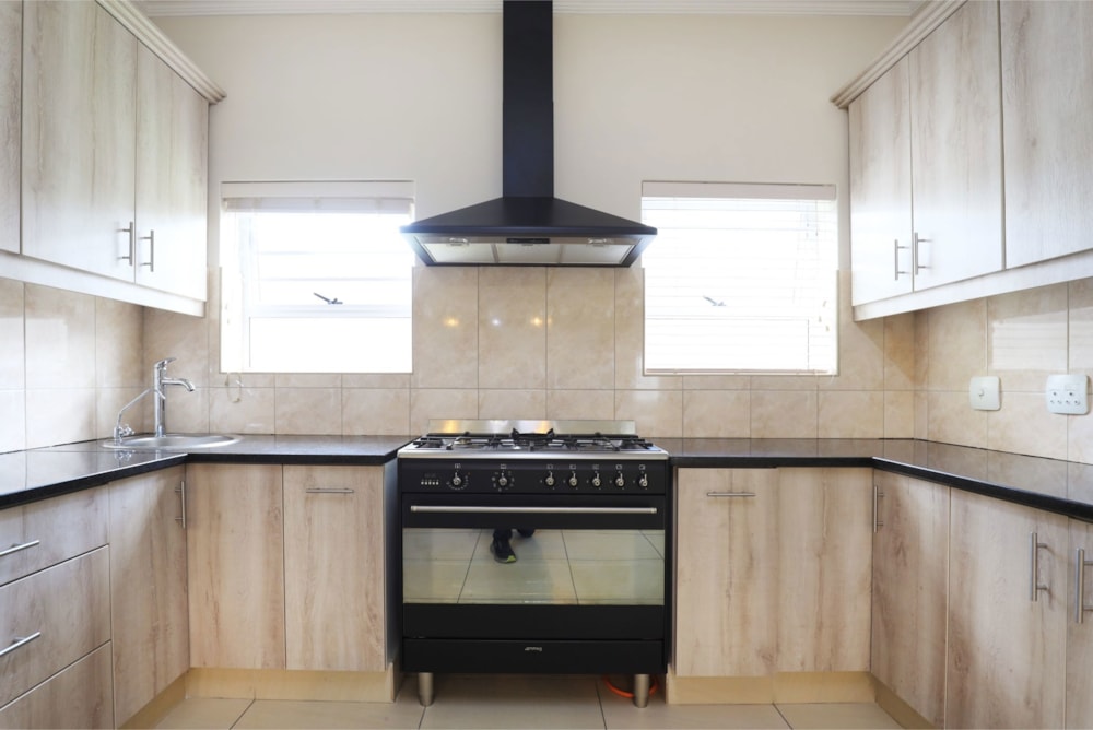 Security complex home let in Camphersdrift - GEO1675348 Security complex home let in Camphersdrift - GEO1675348