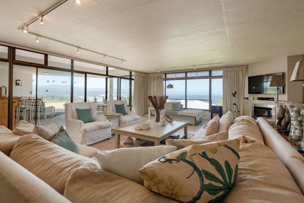 Double-storey house to rent in Bowtie - 1KG1679995 Double-storey house to rent in Bowtie - 1KG1679995