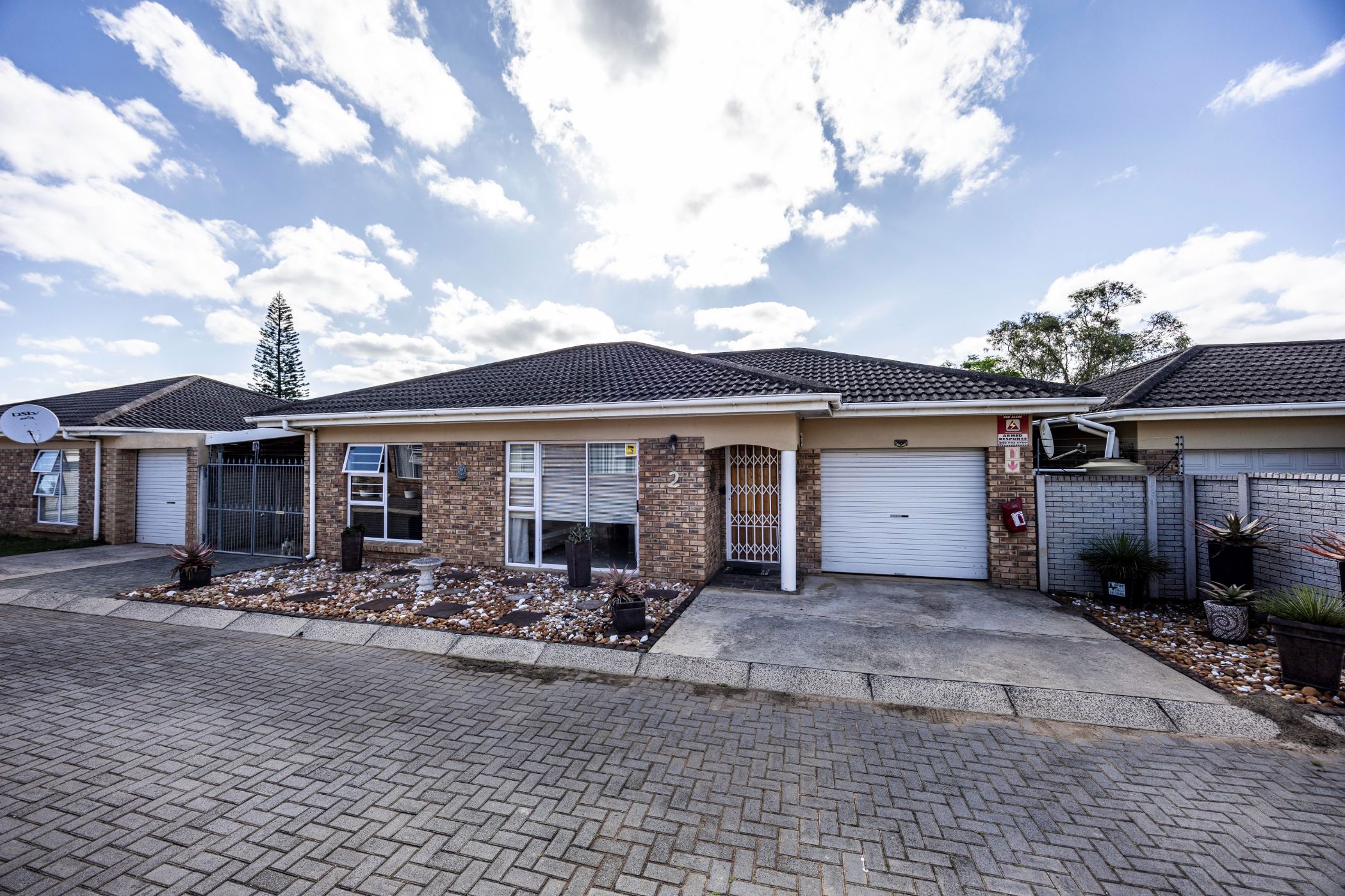 Townhouse sold in Nahoon Valley Park - 1EZ1680228