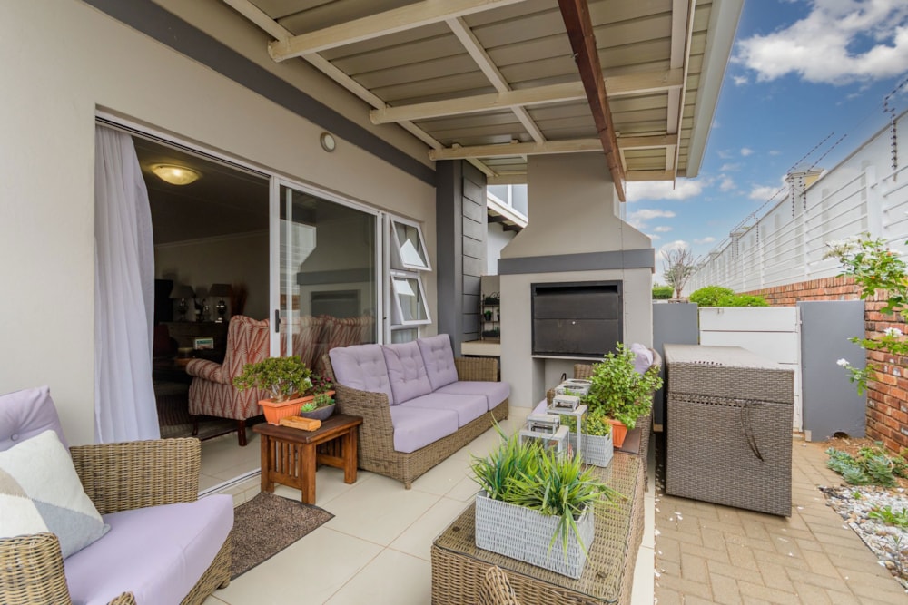 Townhouse for sale in Eagle Canyon Golf Estate - RAN1736562