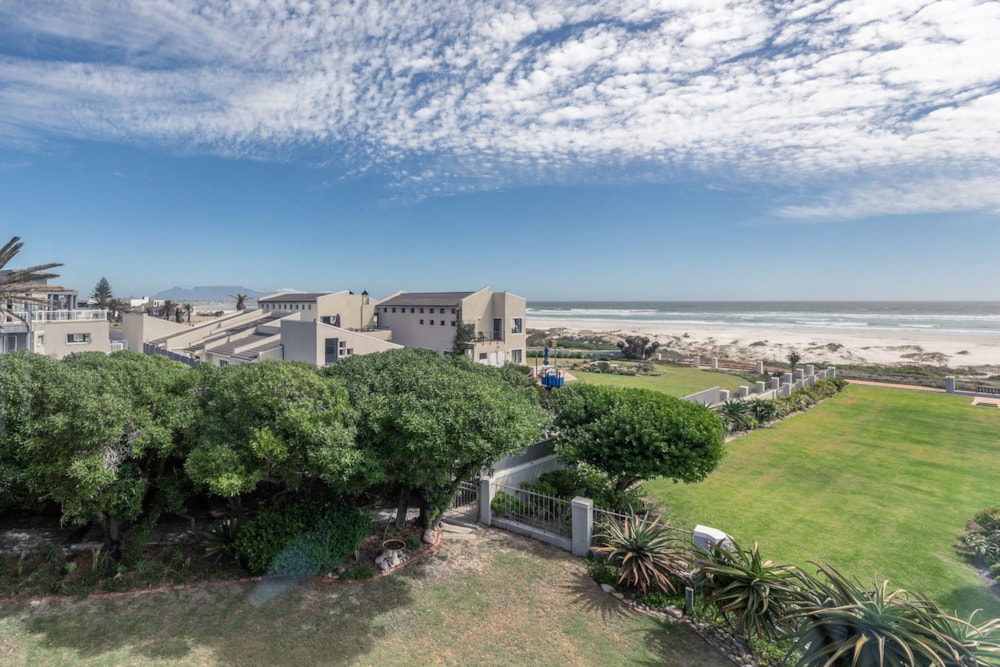 House for sale in Van Riebeeckstrand - 1TV1728574