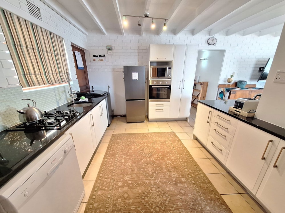 House to rent in Voelklip - ONL1681035 House to rent in Voelklip - ONL1681035