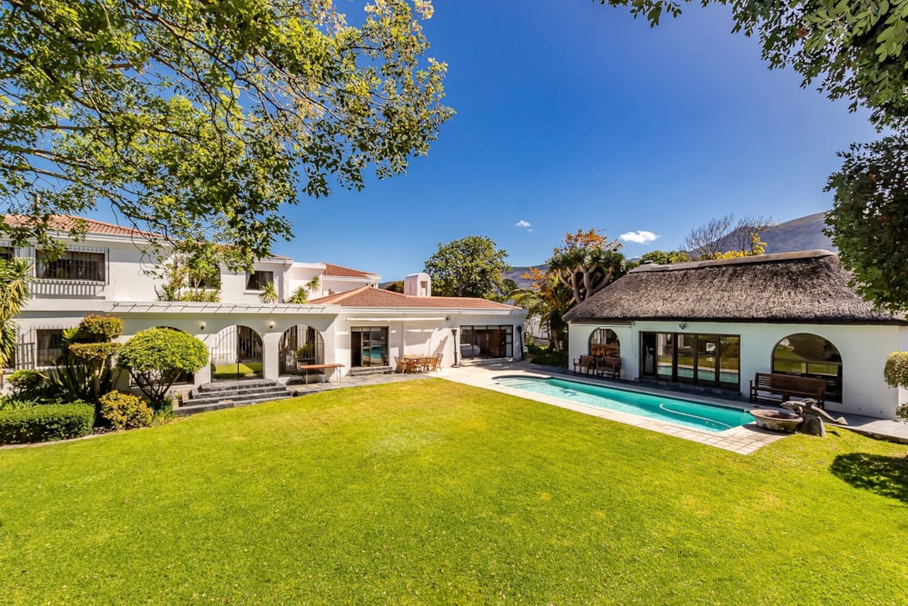 House sold in Constantia, Cape Town - KW1680372 House sold in Constantia, Cape Town - KW1680372