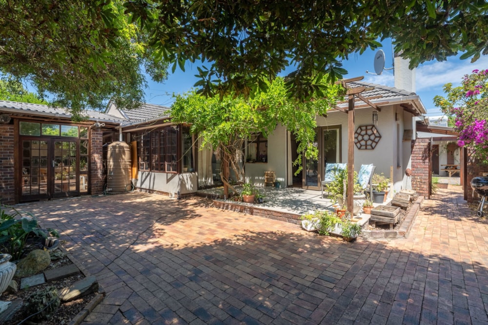 House sold in Claremont, Cape Town - KW1679614 House sold in Claremont, Cape Town - KW1679614