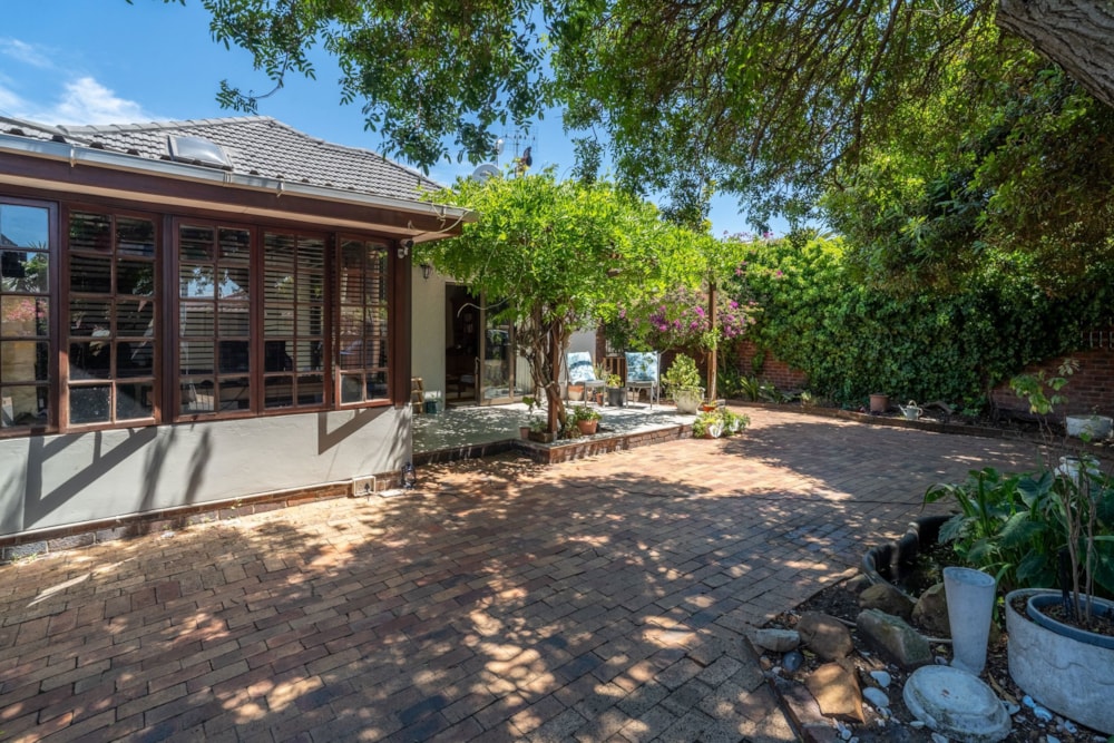 House sold in Claremont, Cape Town - KW1679614 House sold in Claremont, Cape Town - KW1679614