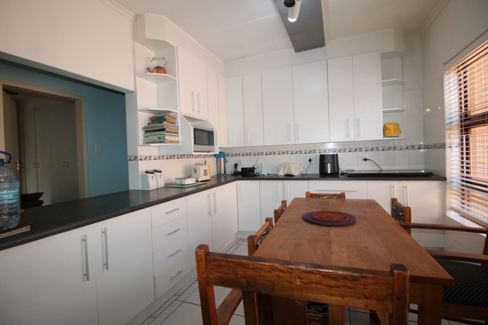 House for sale in East Bank - 1PF1680952 House for sale in East Bank - 1PF1680952